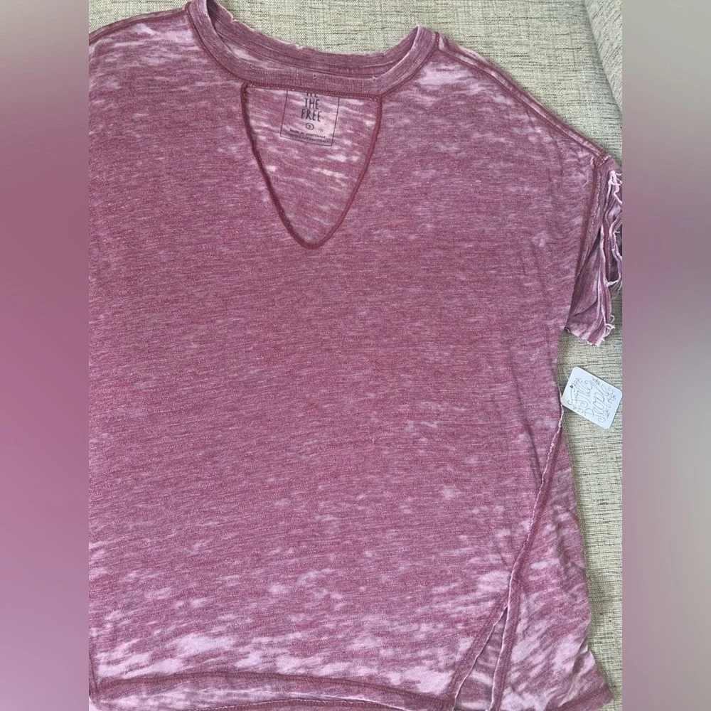 💫HP‼️💫 NWT FREE PEOPLE - We The Free “Jordan” Burnout Tee in Wine/Bord, Sz Small - Picture 4 of 4